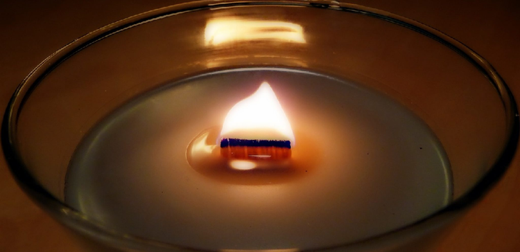 Marbled Wooden Wick Candles