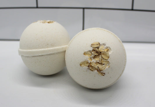 Milk, Honey and Oats Bath Bomb 2.5 inch Round