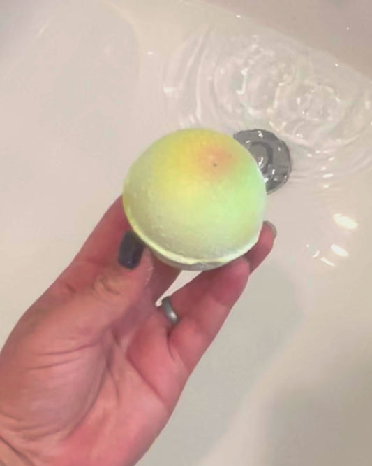 Anjou Pear Bath Bomb Round