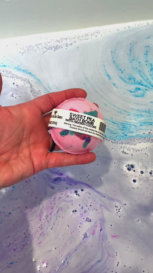 Sweet pea Bath bomb 2.5 inch Round with hidden colors