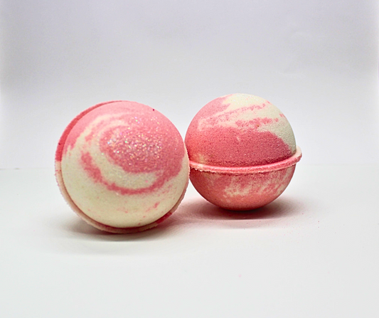 Black raspberry and vanilla Bath bomb 2.5 inch Round