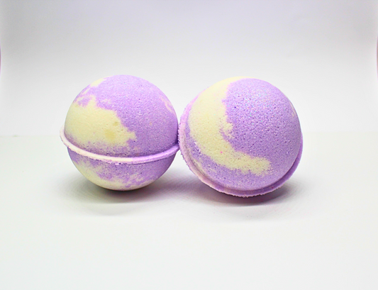 Gardenia Bath bomb 2.5 inch Round